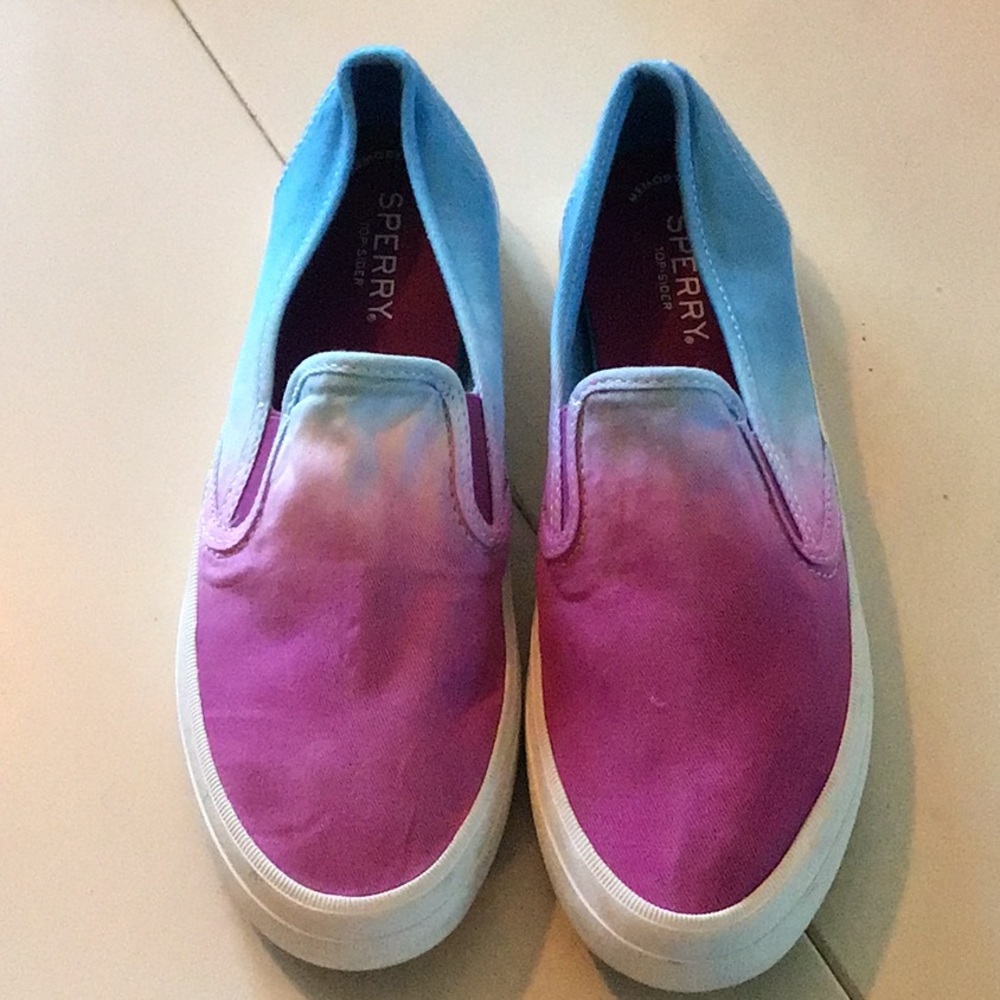 Sperry slip on .Sz 7.5 New